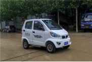 金達(dá)款電動(dòng)四輪車(chē)