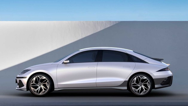 現(xiàn)代全新電動(dòng)轎車IONIQ 6正式發(fā)布 續(xù)航達(dá)610km