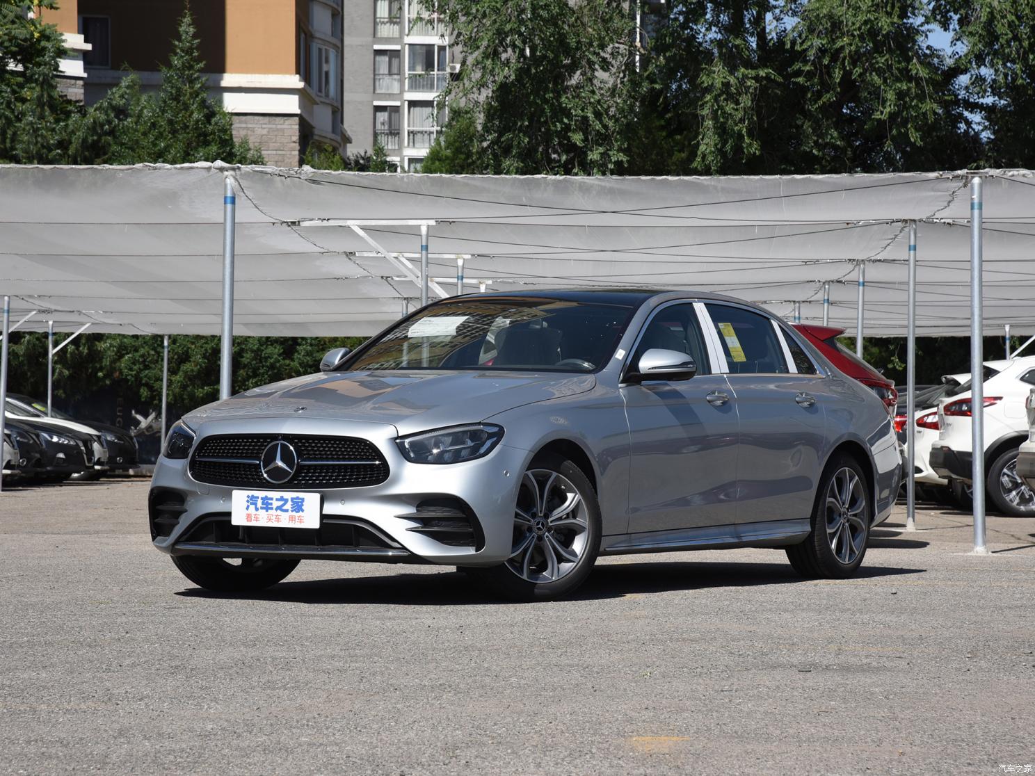 北京奔馳 奔馳E級 2022款 改款三 E 300 L 運動時尚型