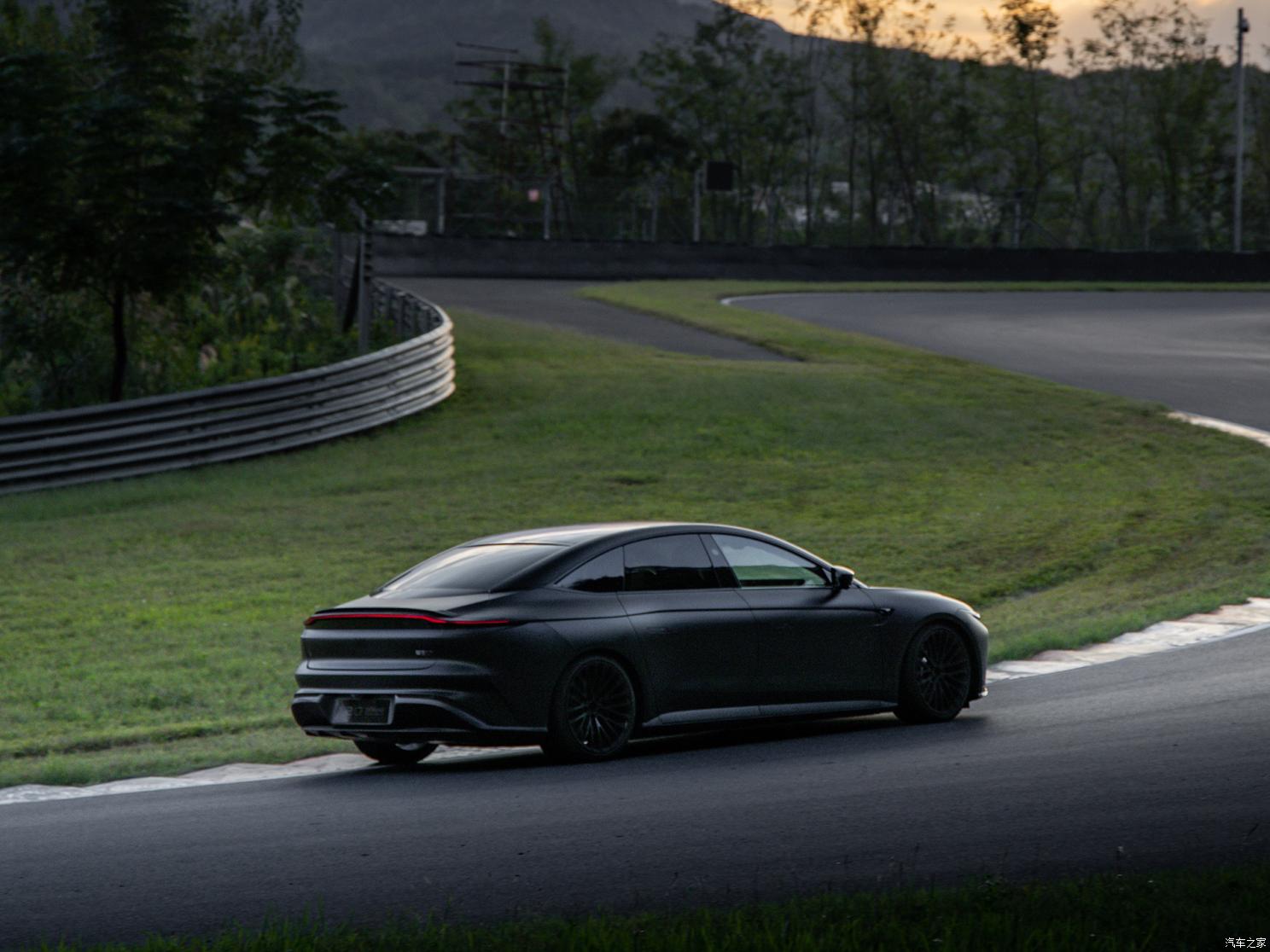 智己汽車 智己L7 2023款 Snake Performance高性能版