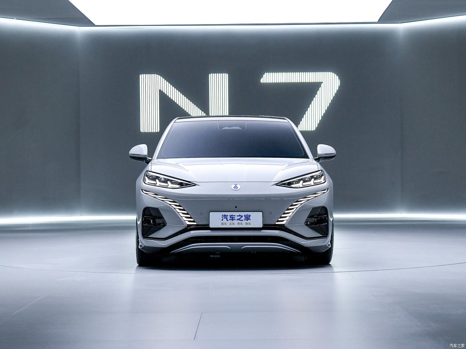 騰勢(shì)汽車(chē) 騰勢(shì)N7 2023款 基本型